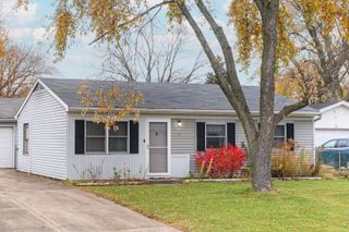 204 Hampdon Court, Bolingbrook, IL 60440