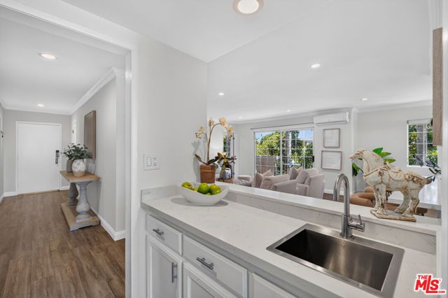 1228 14th Street 301, Santa Monica, CA 90404