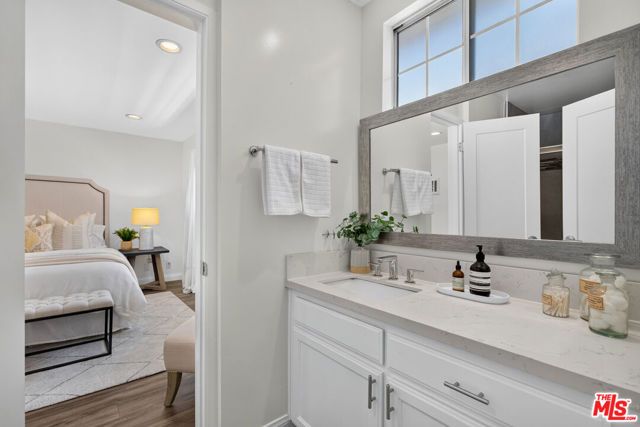 1228 14th Street 301, Santa Monica, CA 90404