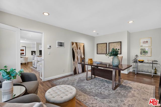 1228 14th Street 301, Santa Monica, CA 90404