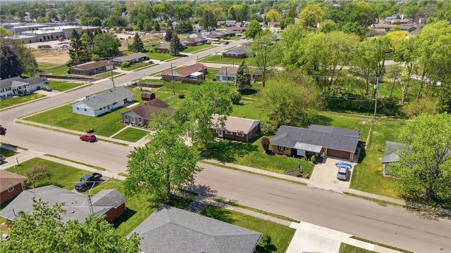 1040 Skylark Drive, Troy, OH 45373