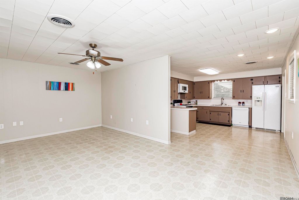 12463 Faucheux Rd, Gonzales, LA 70737