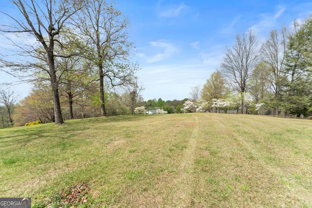 664 Chenocetah Drive, Cornelia, GA 30531