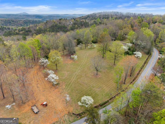 664 Chenocetah Drive, Cornelia, GA 30531