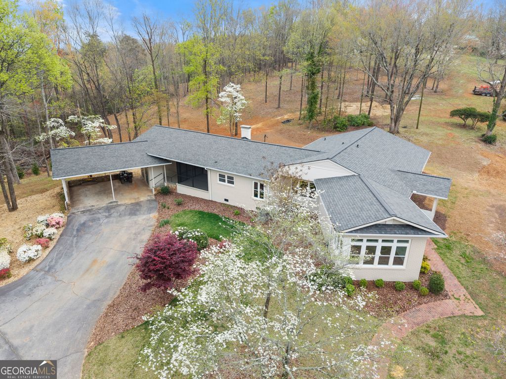 664 Chenocetah Drive, Cornelia, GA 30531 — photo 4