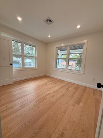 23 Murray Hill Rd, Medford, MA 02155
