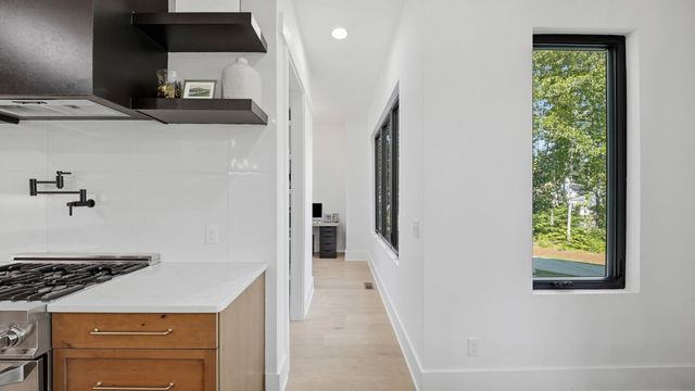 4162 Windtree Drive, Signal Mountain, TN 37377