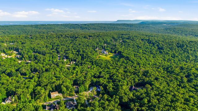 4162 Windtree Drive, Signal Mountain, TN 37377