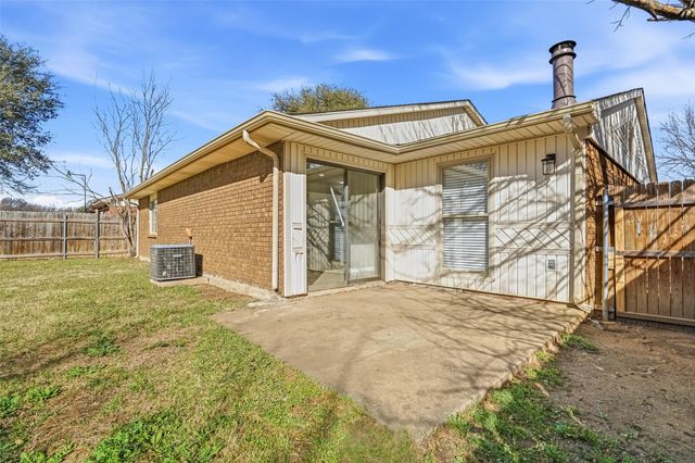 4321 Sweetgum Way, Fort Worth, TX 76133