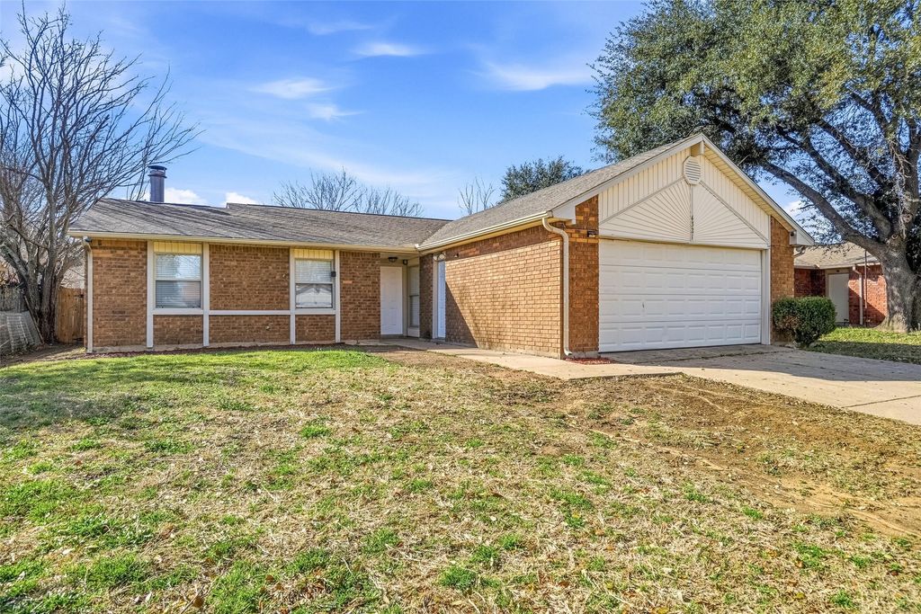 4321 Sweetgum Way, Fort Worth, TX 76133