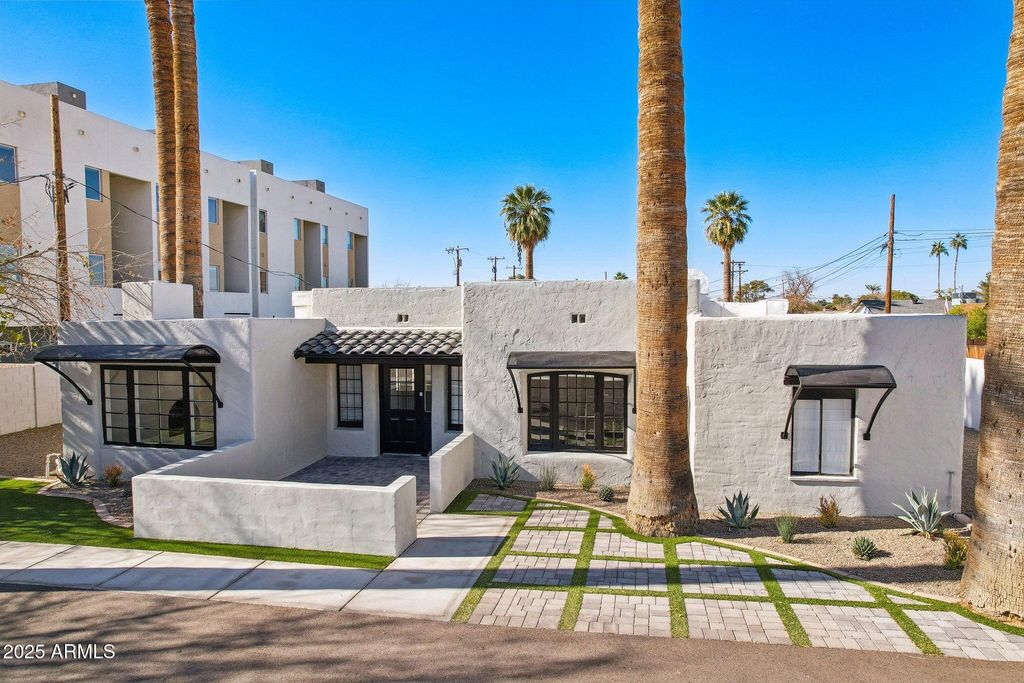 4302 N 32ND Street, Phoenix, AZ 85018 — exterior