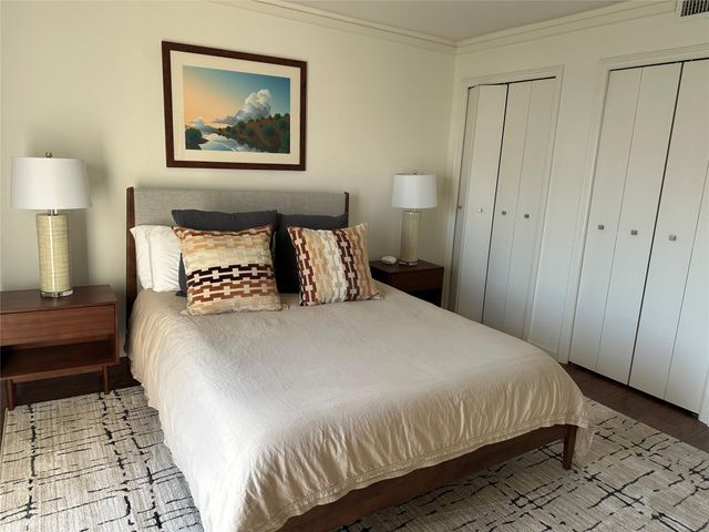 1122 Colorado ST 1609, Austin, TX 78701