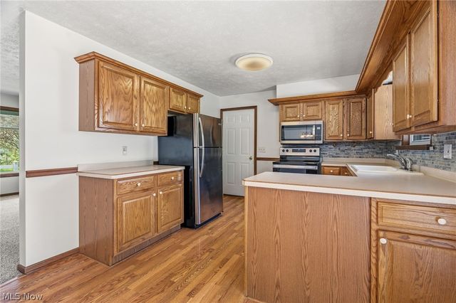 10743 Corundite Road NW, Massillon, OH 44647