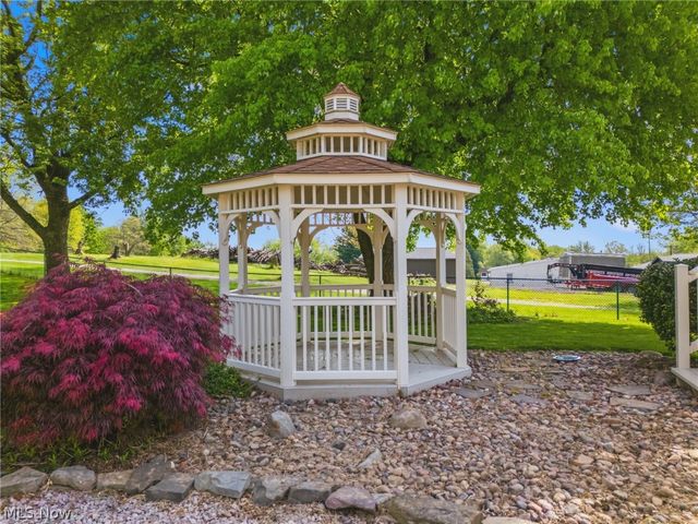 10743 Corundite Road NW, Massillon, OH 44647