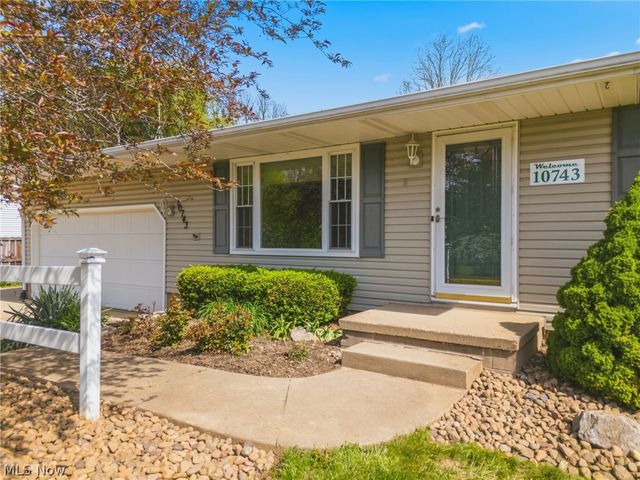 10743 Corundite Road NW, Massillon, OH 44647