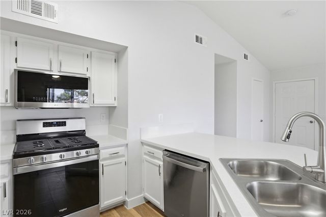 5415 West Harmon Avenue 2069, Las Vegas, NV 89103