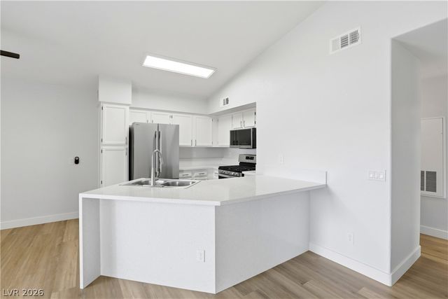 5415 West Harmon Avenue 2069, Las Vegas, NV 89103