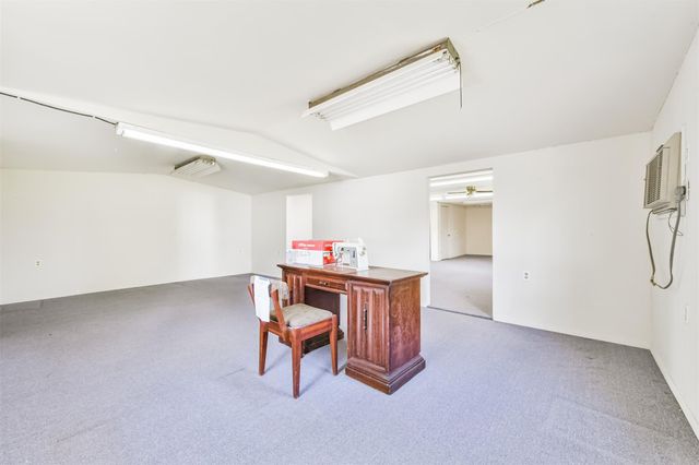 163 Oakland St, Baytown, TX 77520