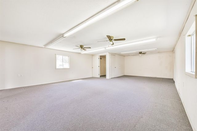 163 Oakland St, Baytown, TX 77520