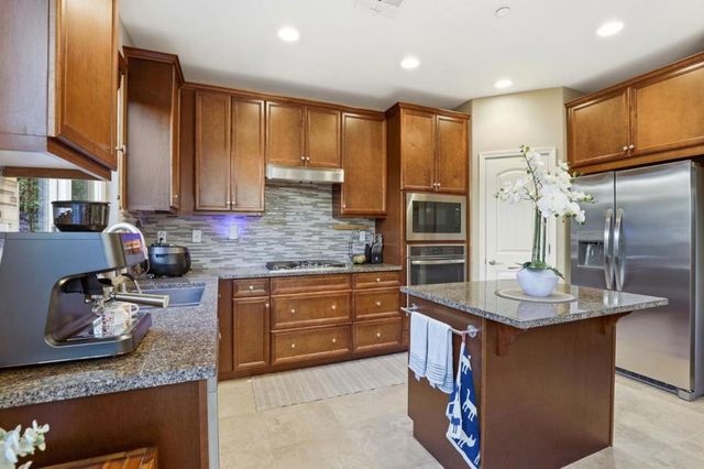 45 Angra Way, Gilroy, CA 95020