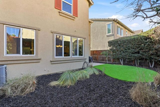 45 Angra Way, Gilroy, CA 95020