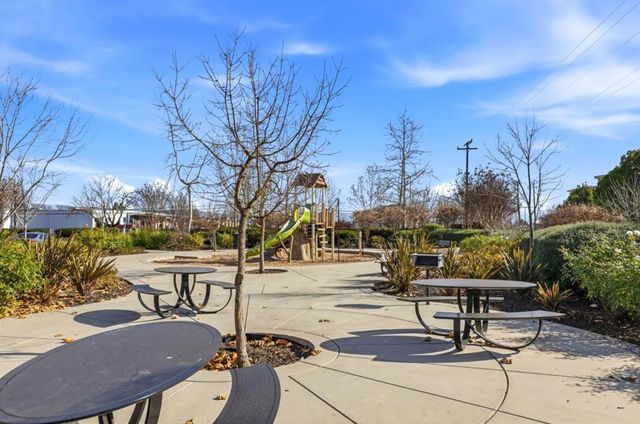 45 Angra Way, Gilroy, CA 95020