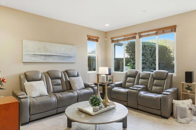 45 Angra Way, Gilroy, CA 95020