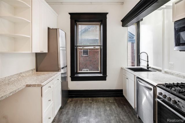 66 Adelaide Street 20, Detroit, MI 48201