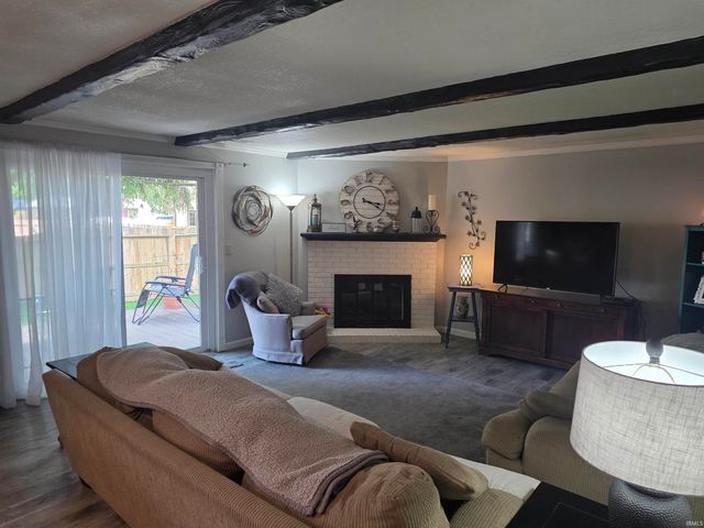1308 Garwood Drive, Auburn, IN 46706