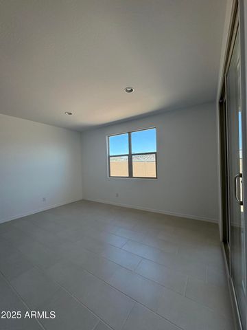 25267 N 172nd Lane, Surprise, AZ 85387