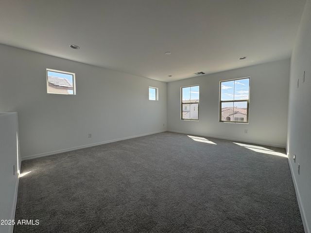 25267 N 172nd Lane, Surprise, AZ 85387