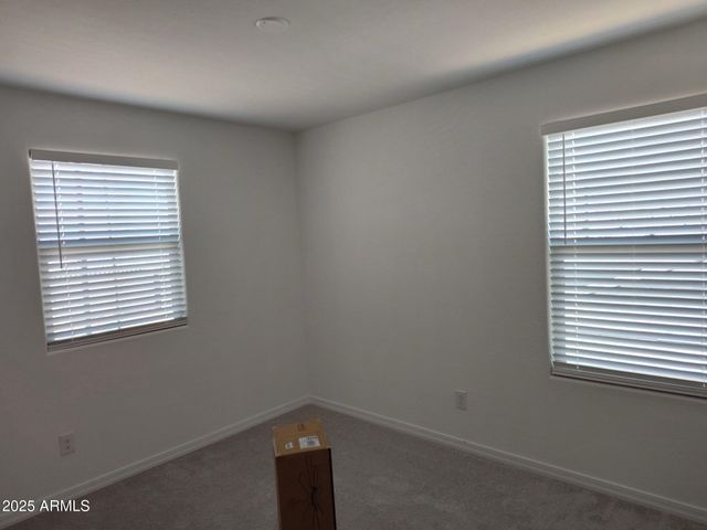 25267 N 172nd Lane, Surprise, AZ 85387
