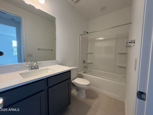 25267 N 172nd Lane, Surprise, AZ 85387