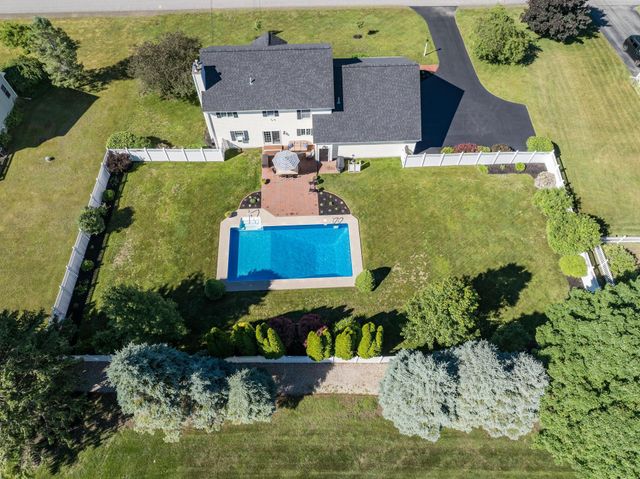 7 Lisa Lane, Rochester, NH 03868