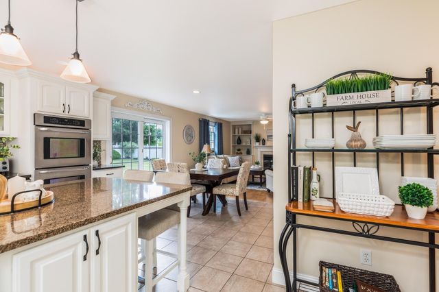 7 Lisa Lane, Rochester, NH 03868