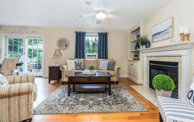 7 Lisa Lane, Rochester, NH 03868