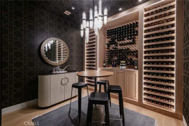 100 N Dianthus Street, Manhattan Beach, CA 90266