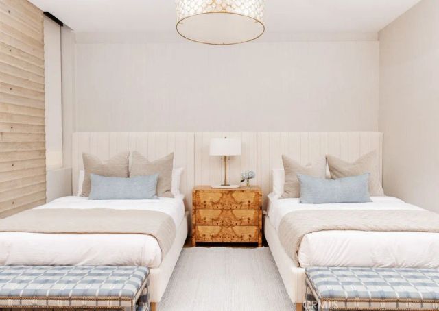 100 N Dianthus Street, Manhattan Beach, CA 90266