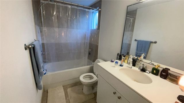 2515 SW 35TH PLACE 120, Gainesville, FL 32608