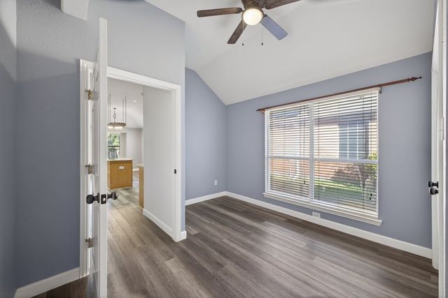 3921 Larkspur Drive, Haltom City, TX 76137