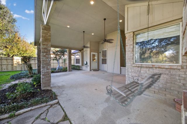 3921 Larkspur Drive, Haltom City, TX 76137