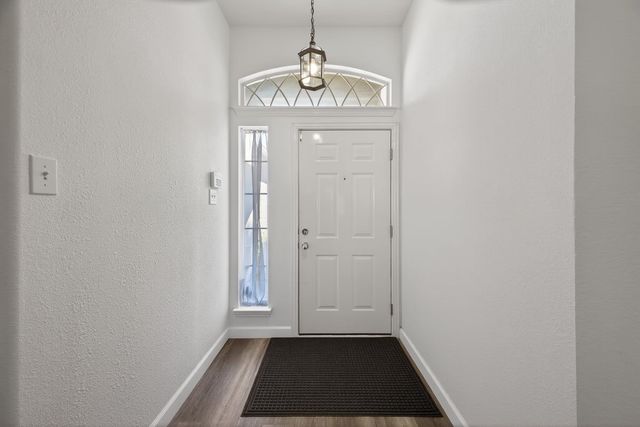 3921 Larkspur Drive, Haltom City, TX 76137