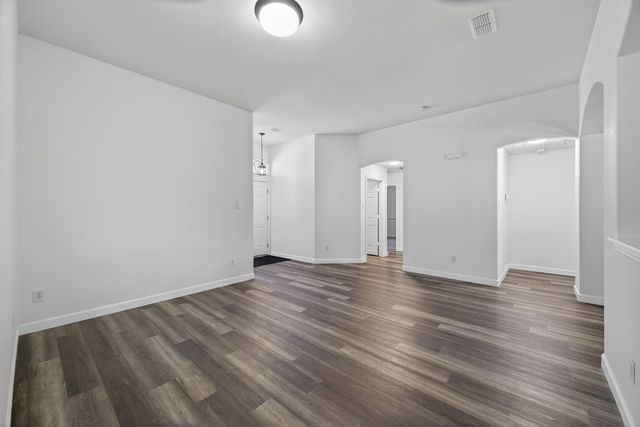 3921 Larkspur Drive, Haltom City, TX 76137