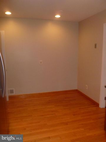 7115 WARBLER LN, Mclean, VA 22101