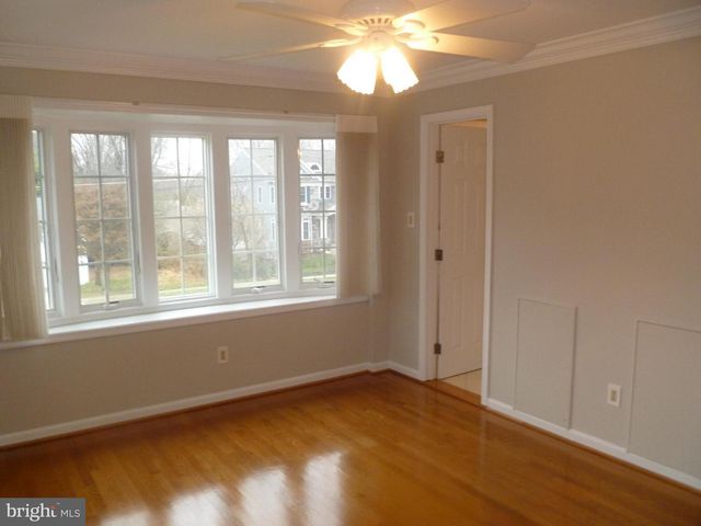 7115 WARBLER LN, Mclean, VA 22101