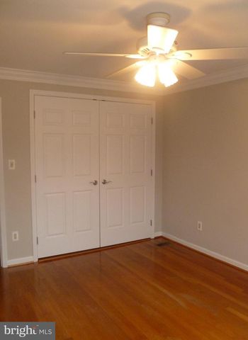 7115 WARBLER LN, Mclean, VA 22101