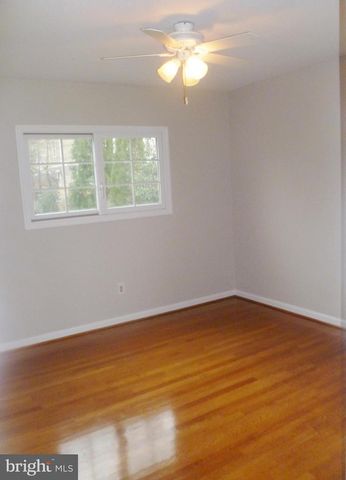 7115 WARBLER LN, Mclean, VA 22101