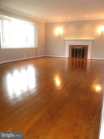 7115 WARBLER LN, Mclean, VA 22101