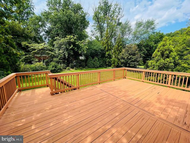 7115 WARBLER LN, Mclean, VA 22101