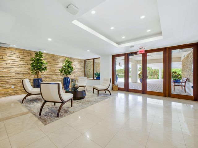3009 S Ocean Boulevard 205, Highland Beach, FL 33487